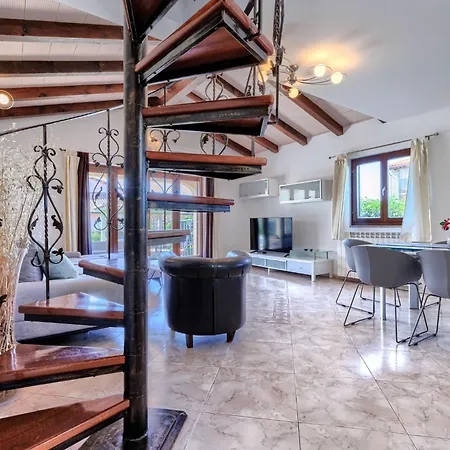 Lucas By Interhome Tatil Evi