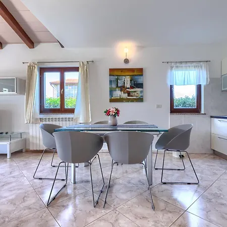 Tatil Evi Lucas By Interhome