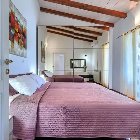 Lucas By Interhome Ferienhaus