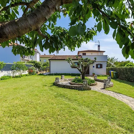 Tatil Evi Lucas By Interhome