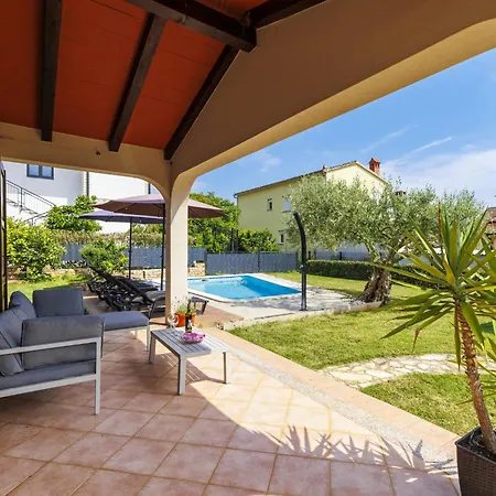 Lucas By Interhome Tatil Evi