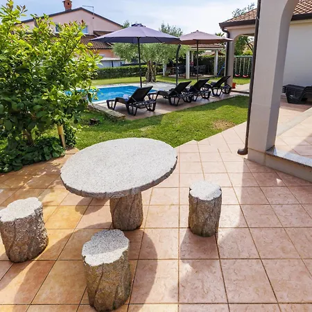 Lucas By Interhome Tatil Evi *